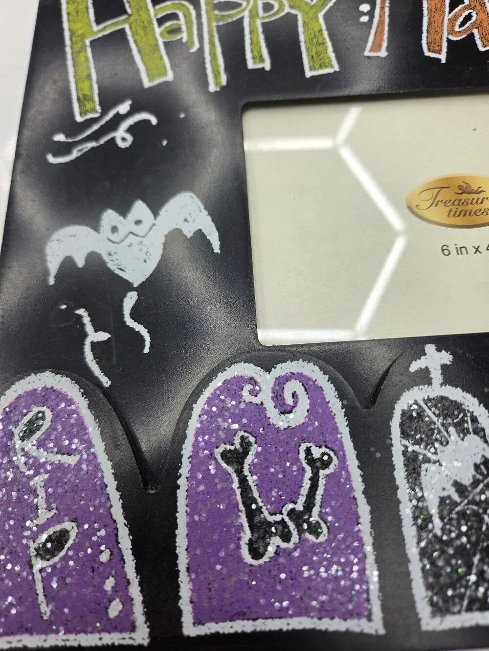 Vintage Halloween Picture Frame 4x6 Treasured Times Spooky Tombstones Ghost Bat